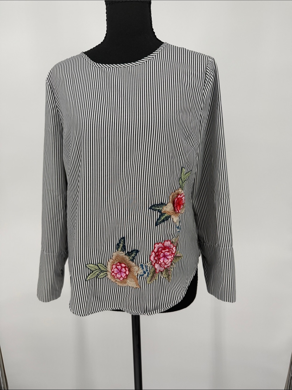Kontrol Striped Long-Sleeve Tee with 3D Floral Embroidery - Black/White - M